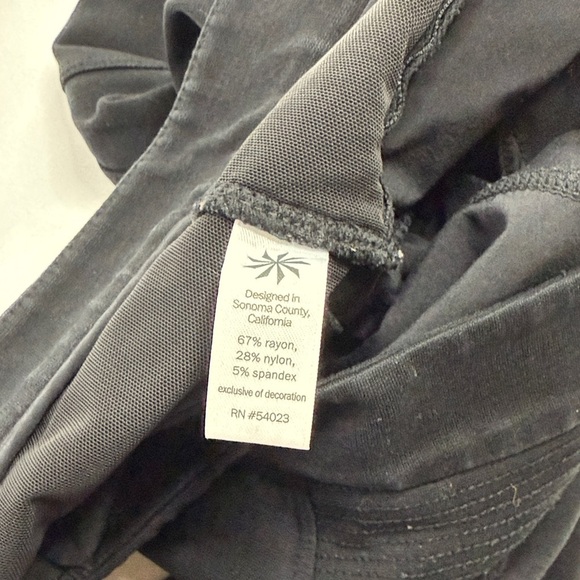 Athleta Jet Black Performance Leggings - Picture 7 of 7